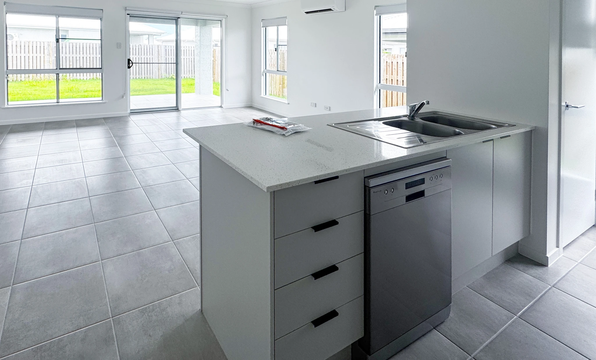 Your Perfect 4 Bedrooms Family Home in Burdell