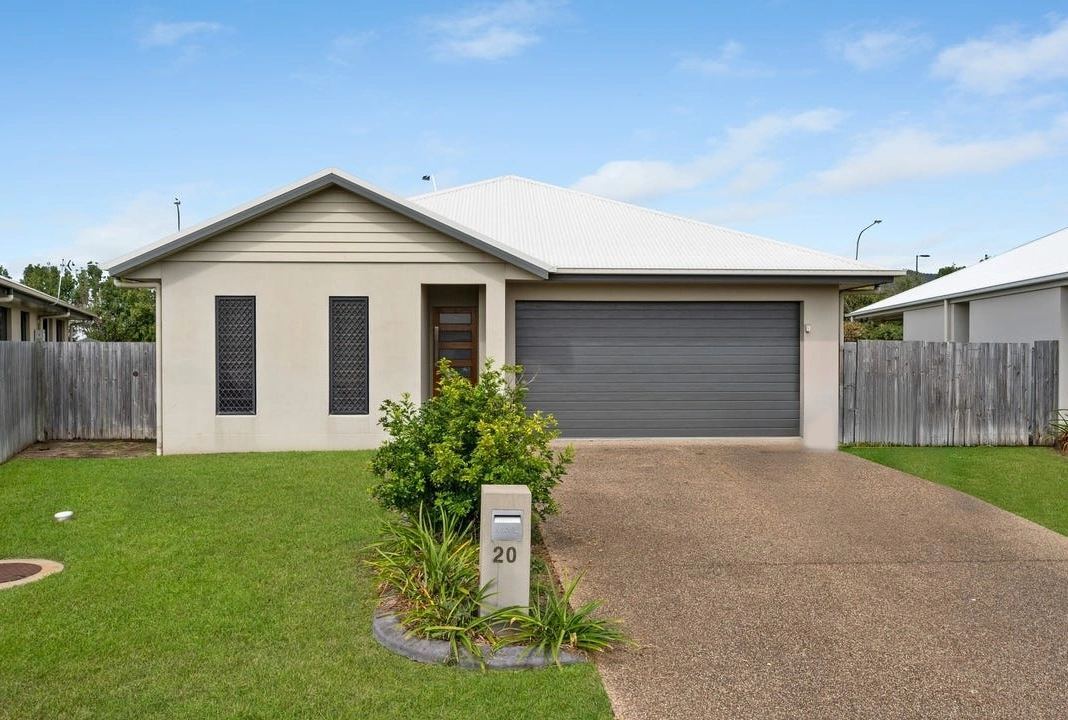 Modern Family Living in the Heart of Idalia