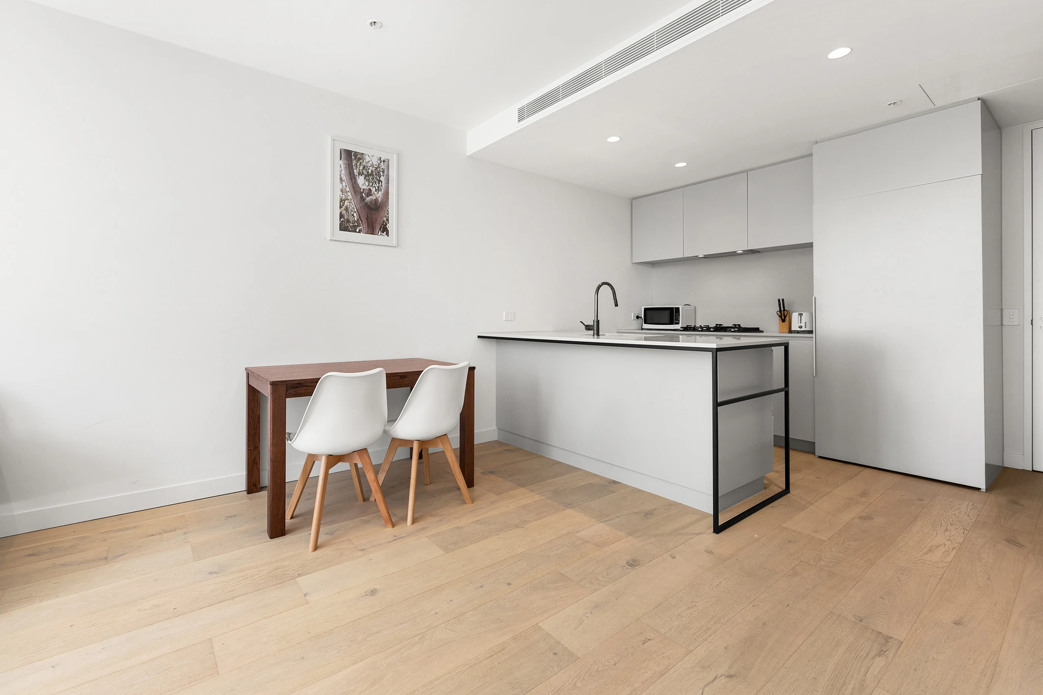 Furnished one-bedroom near the South Melbourne