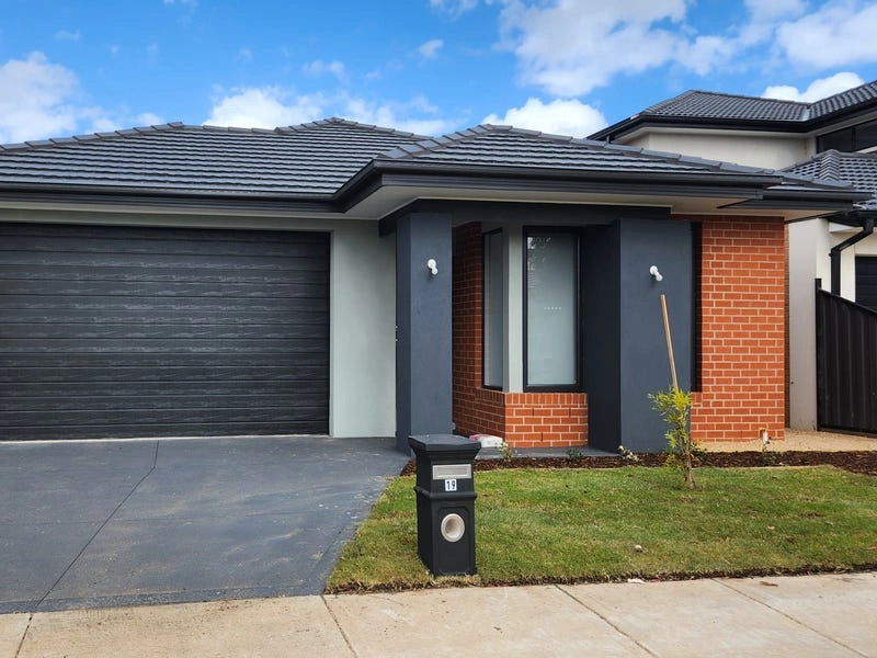 Modern Family Living in Convenient Tarneit